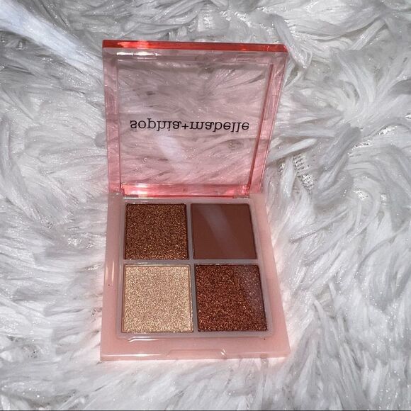 💚 Sophia + Mabelle Eyeshadow Quad - Picture 5 of 5